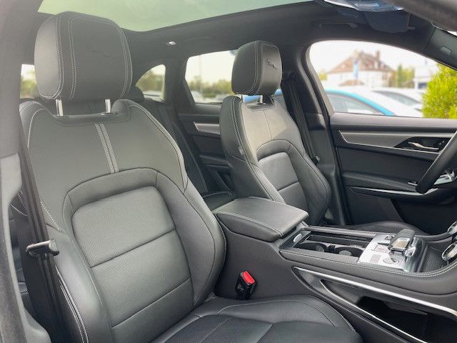 Jaguar F-Pace D200 R-DYNAMIC SE AWD *Pano|20"LMF|LED*