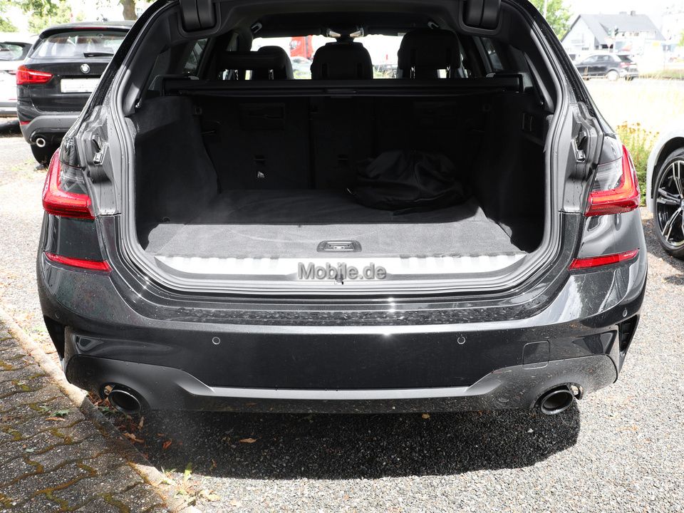 BMW 320e Touring M Sport - Samsaru's Car Outlet