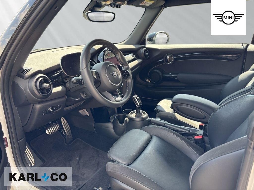 MINI Cooper Cabrio JCW Aut. - Samsaru's Car Outlet