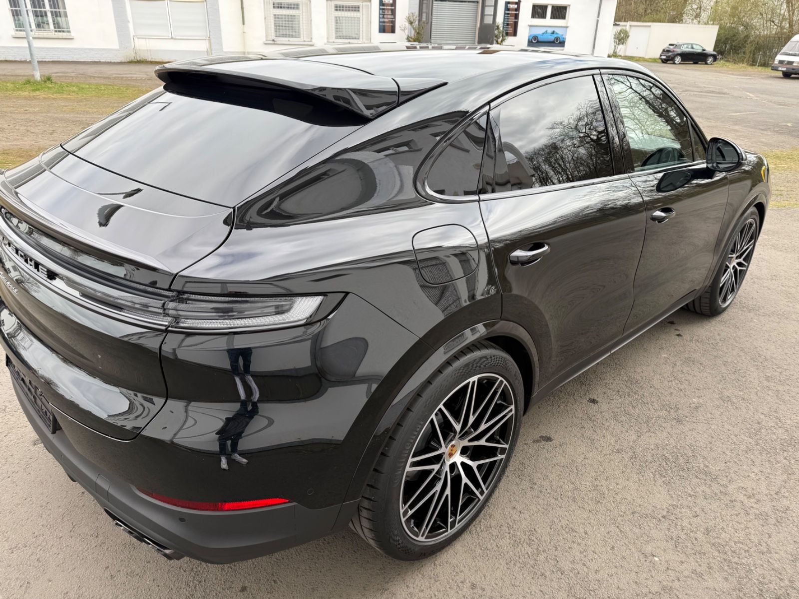 Porsche Cayenne Coupe/HUD/Luftf/360°/22"Zoll/Vollleder