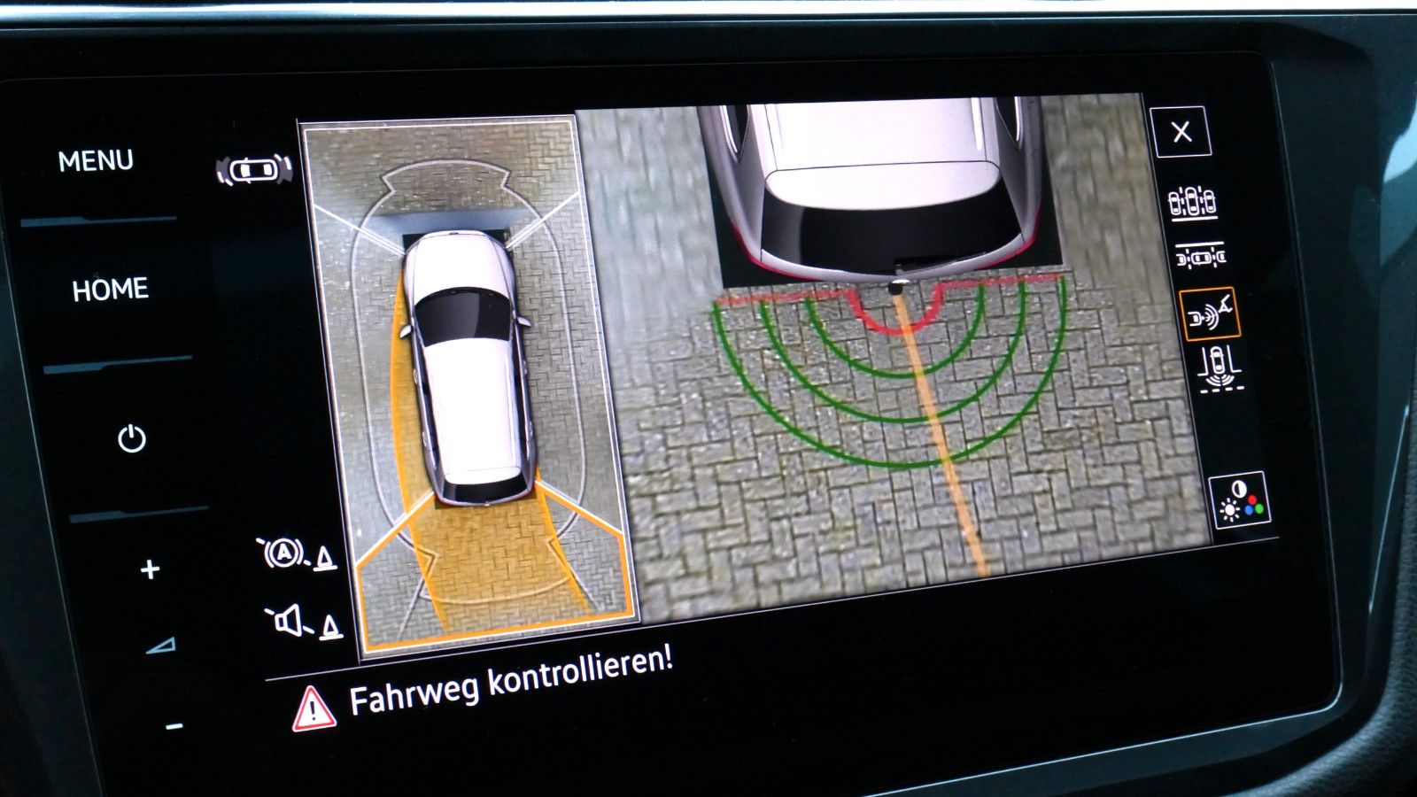 Volkswagen Tiguan R-LINE BLACK Pano 360° HuD Assist+ AHK 20