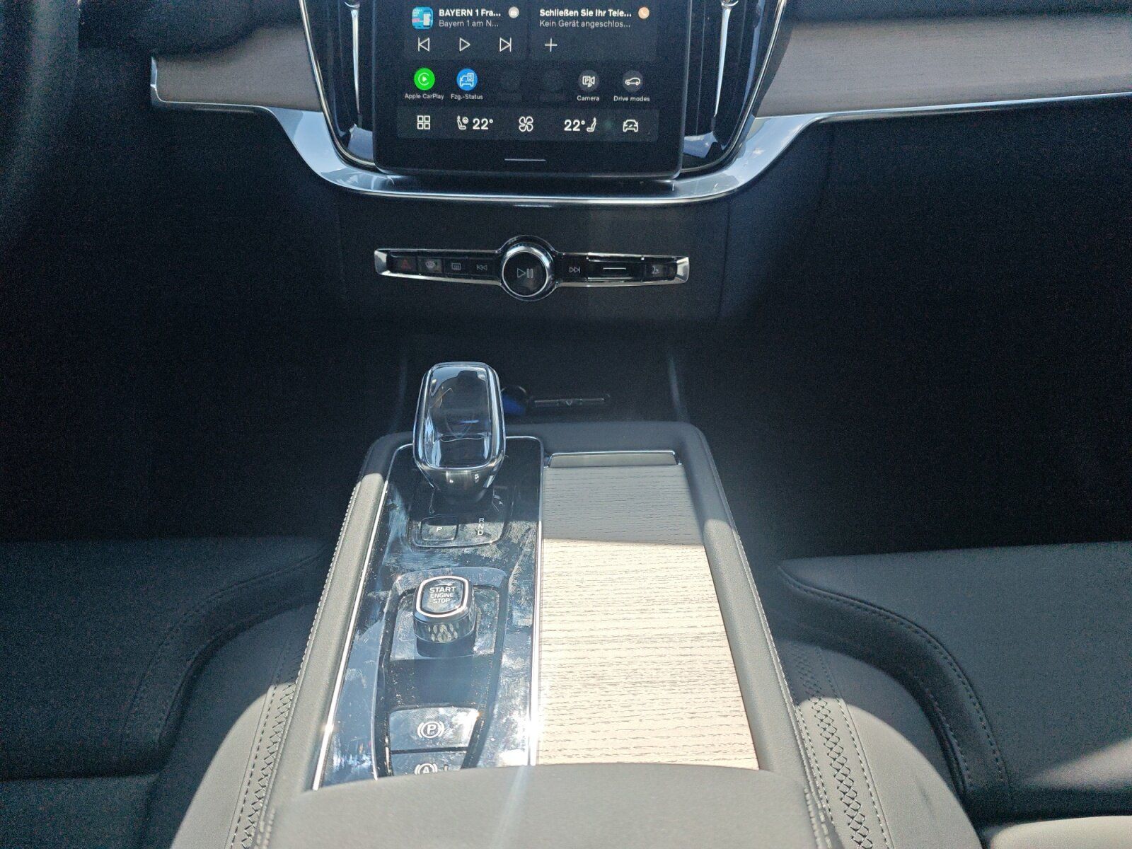 Volvo XC 90 T8 AWD Plus Bright PlugIn+Anhvorr.+7Sitze+