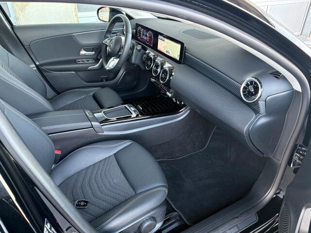 Mercedes-Benz A 200 Limousine Progressive - Samsaru's Car Outlet