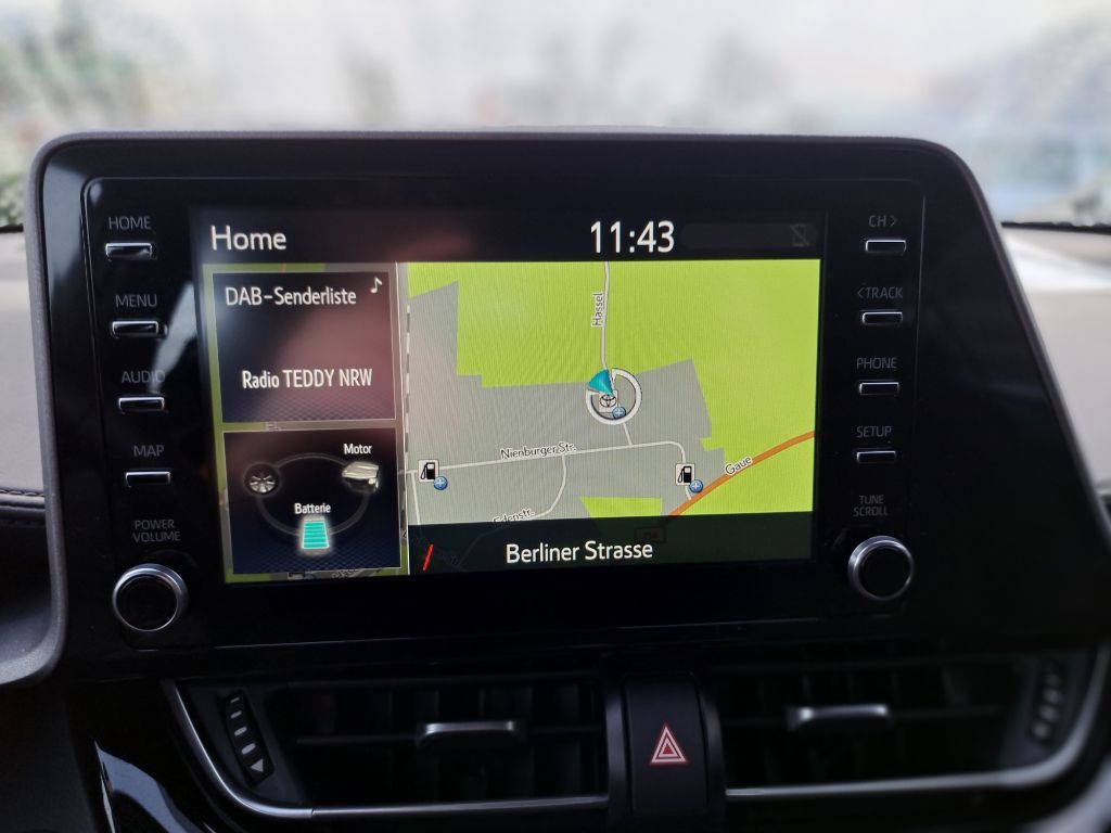 Toyota C-HR 1.8l Hybrid Business-Edition - Samsaru's Car Outlet