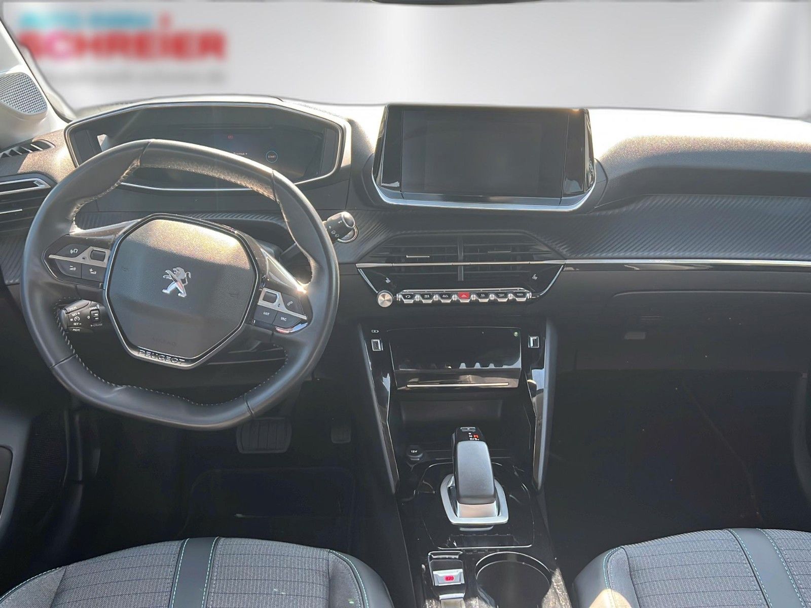 Peugeot 208 e- Allure Pack - Samsaru's Car Outlet