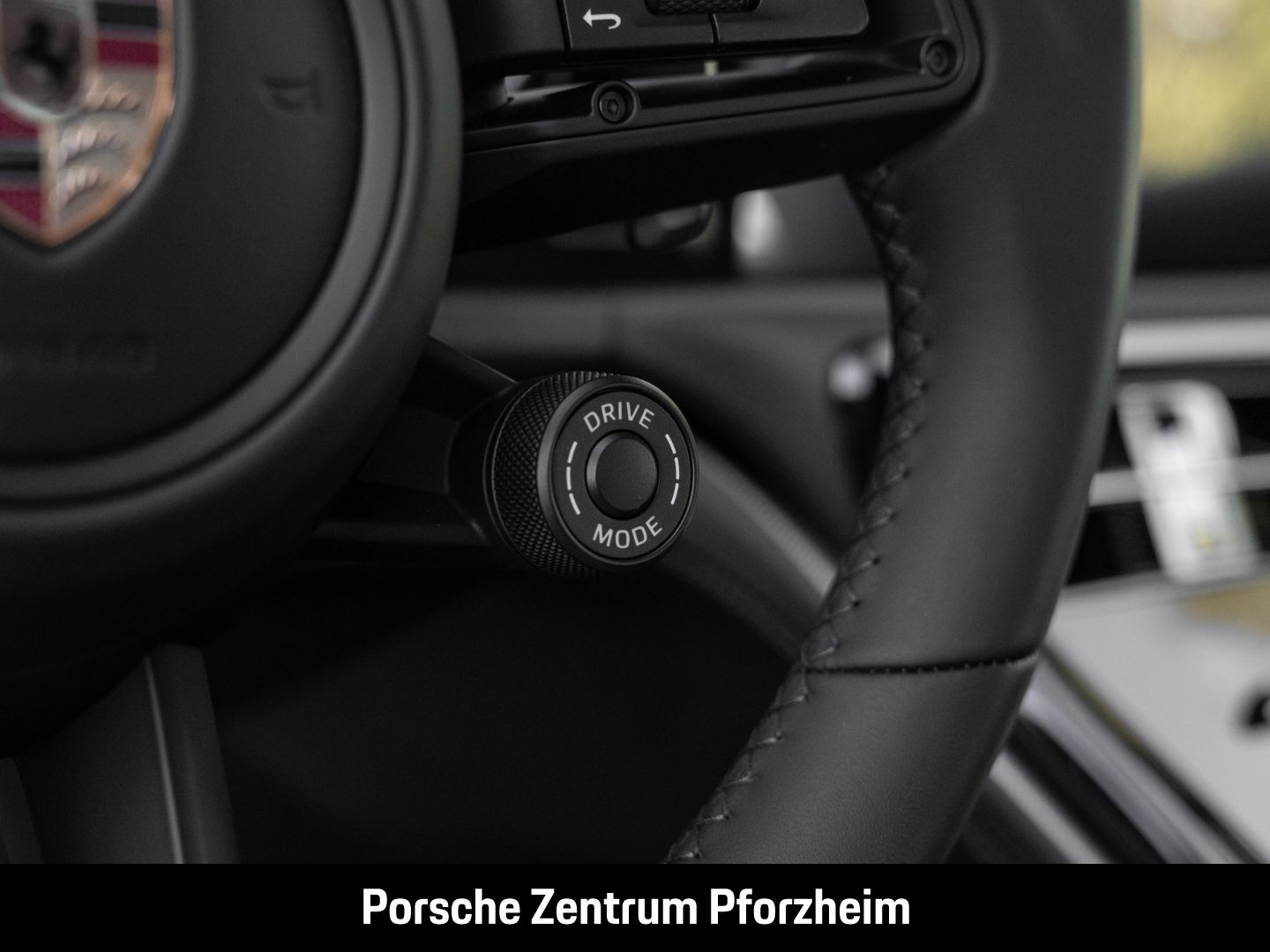 Porsche Panamera 4S E-Hybrid HA-Lenkung InnoDrive BOSE