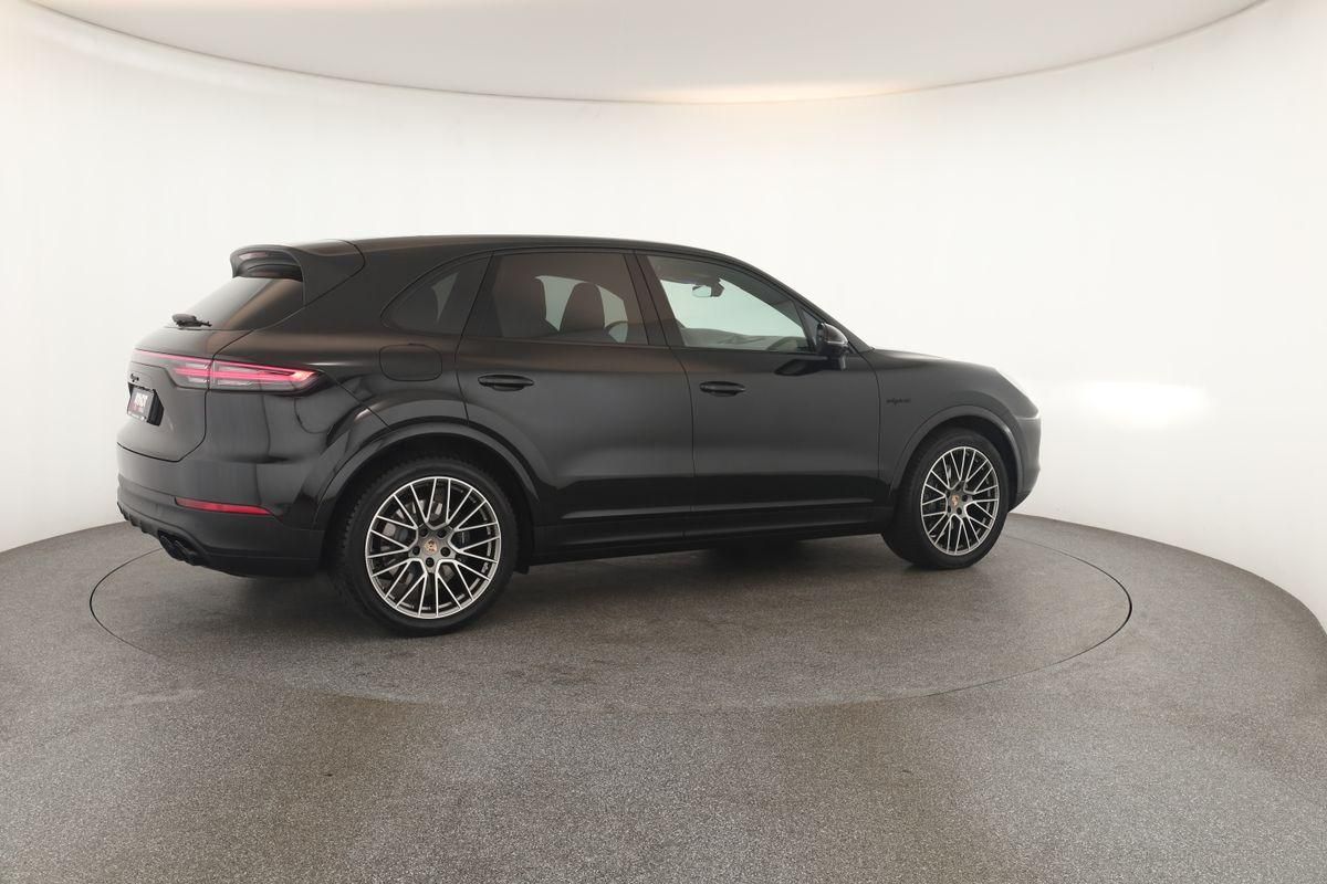 Porsche Cayenne E-Hybrid Platinum Edition ACC 360 21 AHK
