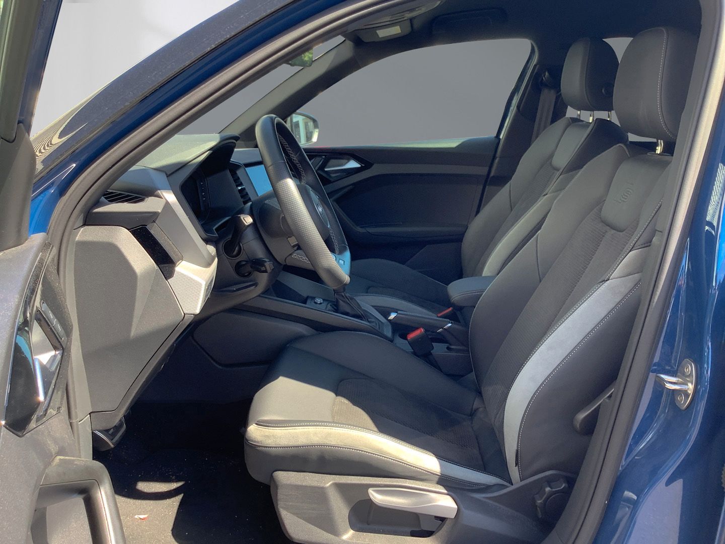 Audi A1 Sportback S line 40 TFSI - Samsaru's Car Outlet
