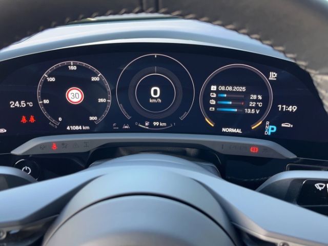 Porsche Taycan Turbo S - Burmester 3D - Pano - ParkAssi.