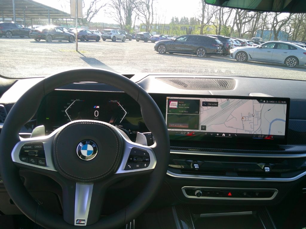 BMW X5 40d xDrive M Sport Mattgrau LM 22'' AHK Voll!