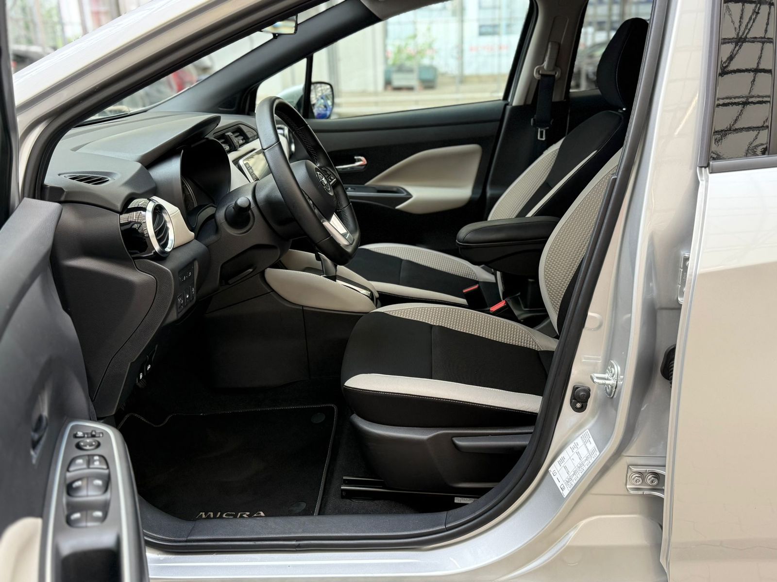 Nissan Micra 1.0 IG-T Tekna - Samsaru's Car Outlet