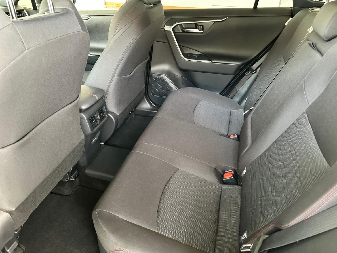 Toyota RAV4 Plug-in Hybrid 4x4 - Samsaru's Car Outlet