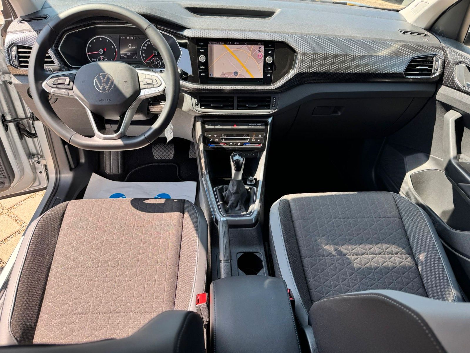 Volkswagen T-Cross 1.0 TSI Style DSG - Samsaru's Car Outlet