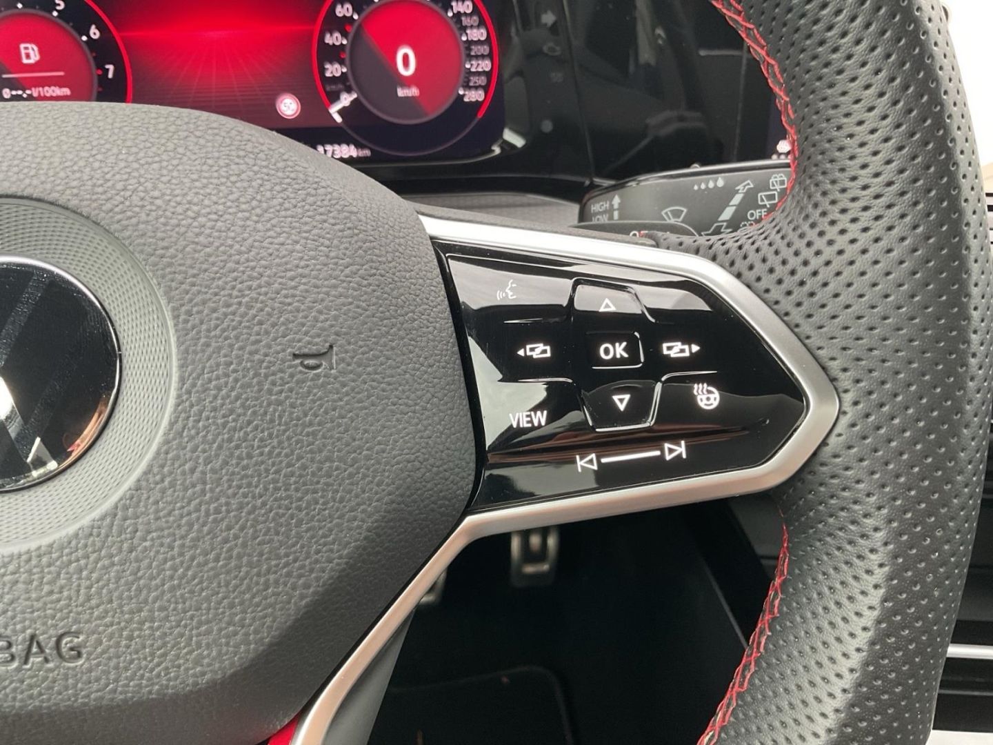 Volkswagen Golf GTI 8 VIII 2.0 TSI - Samsaru's Car Outlet