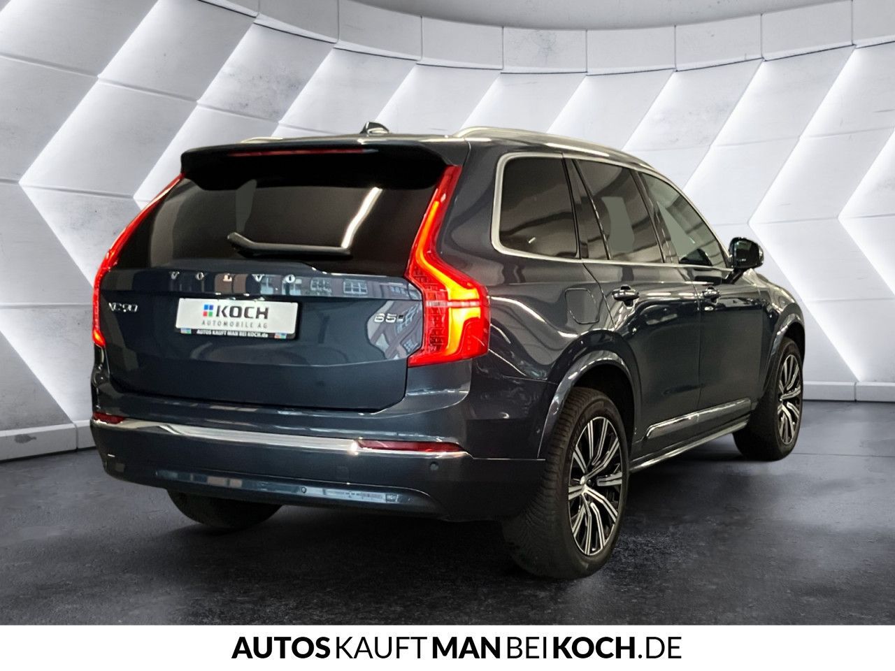 Volvo XC90 B5 AWD Plus Bright ACC AHK PANO STHz 360 HK