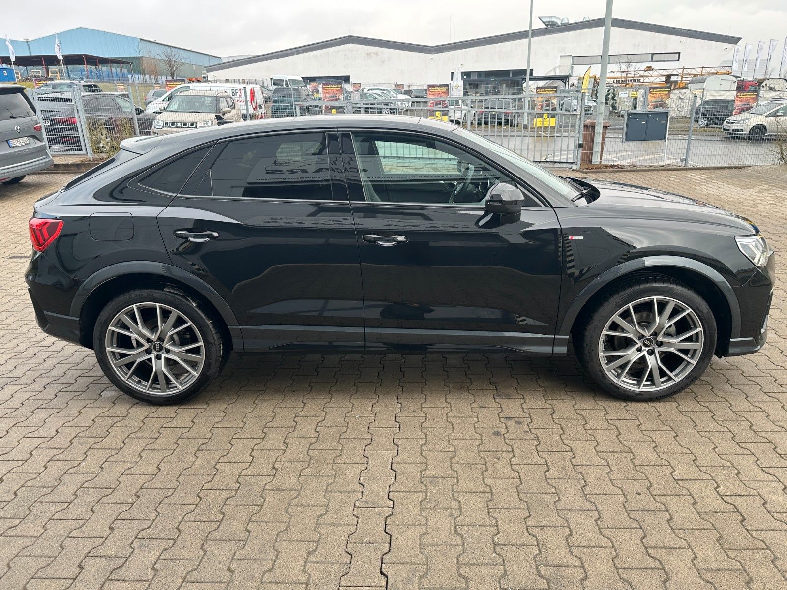 Audi Q3 Sportback 35 TDI quattro S line - Samsaru's Car Outlet