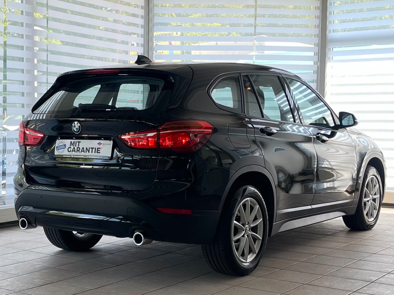 BMW X1 xDrive 18d Aut. - Samsaru's Car Outlet
