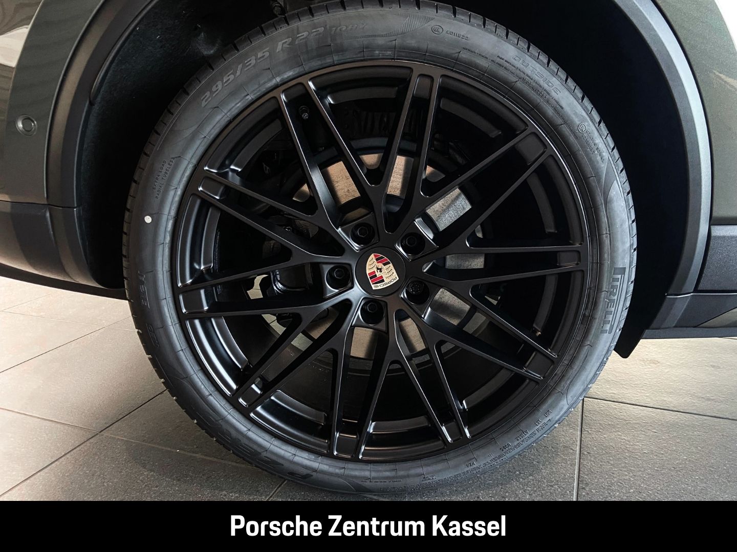 Porsche Macan Electric 4 Matrix LED