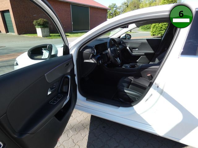 Mercedes-Benz A 180 7G-DCT Progressive - Samsaru's Car Outlet