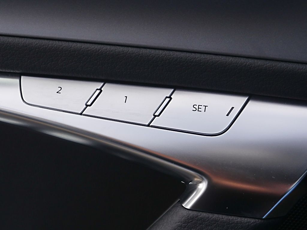 Audi A6 Avant 45 TDI qu S Line - Samsaru's Car Outlet