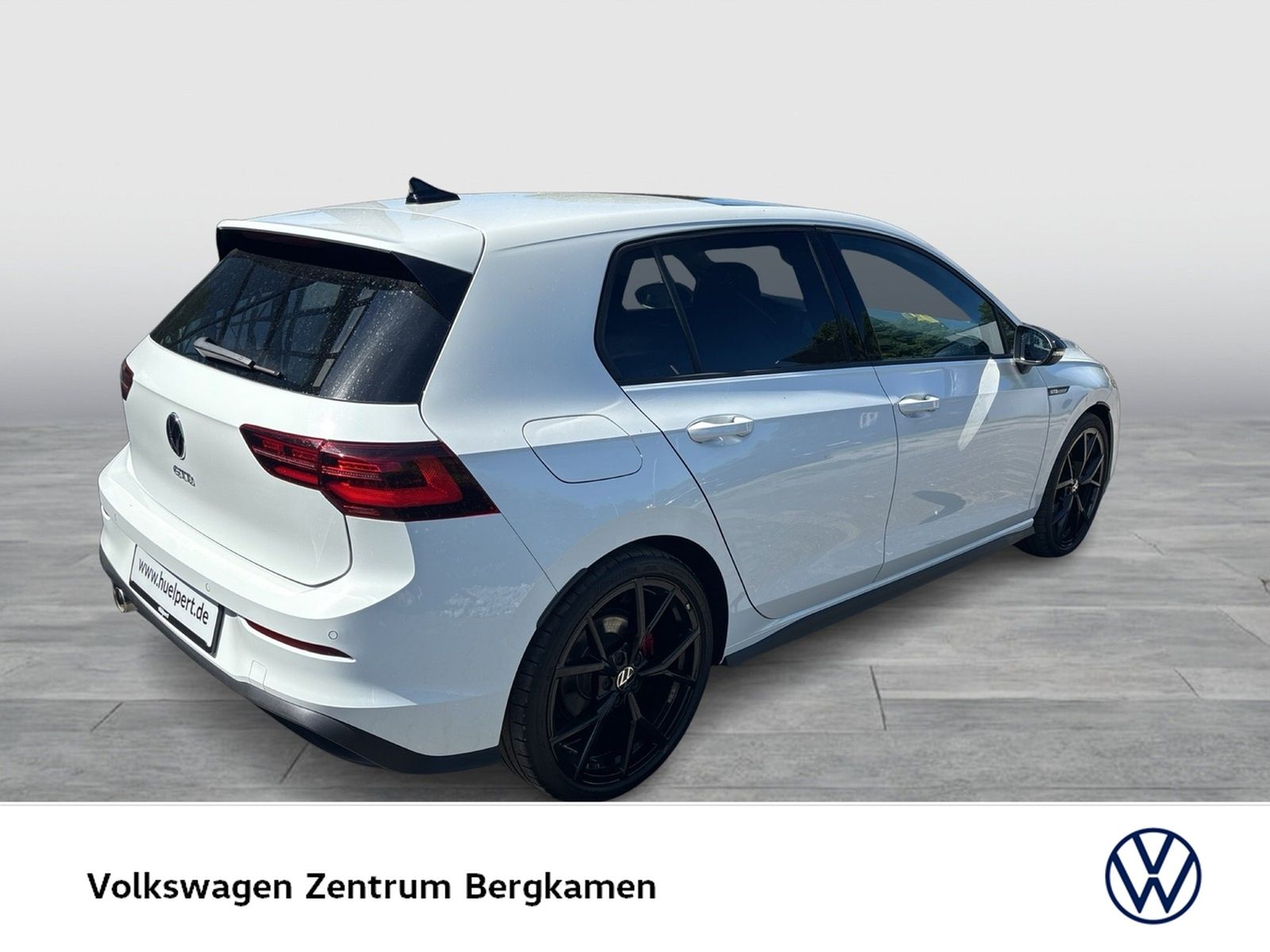 Volkswagen Golf 2.0 GTD ALU19 PANO H.KARDON MATRIX BLACK