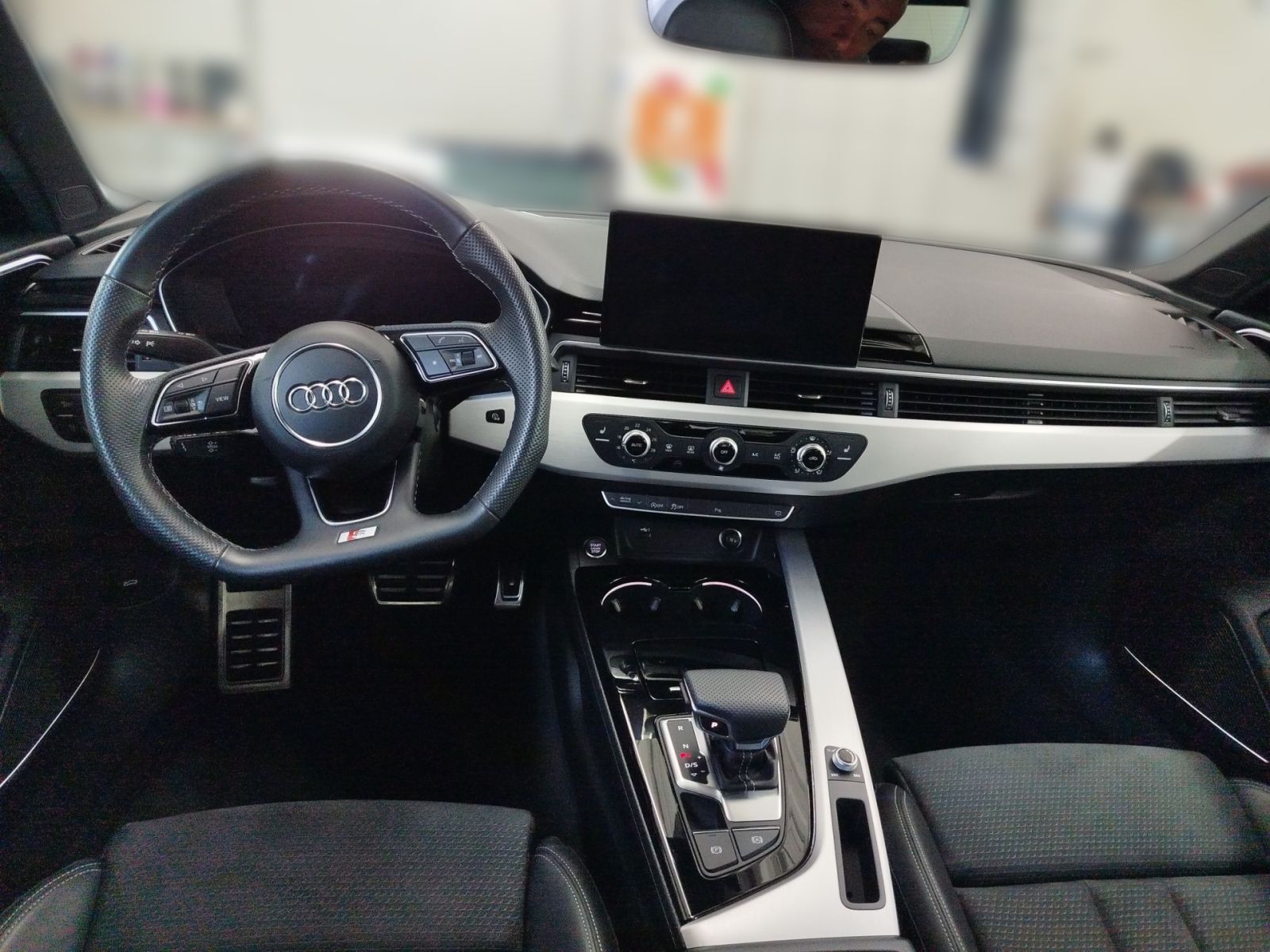 Audi A4 40 TFSI S tronic S line - Samsaru's Car Outlet