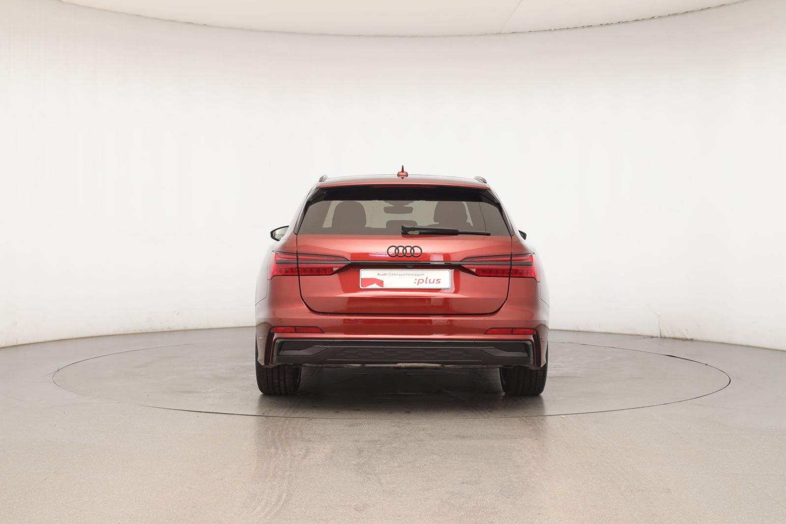 Audi A6 Avant 45 TFSI S tronic S line | PANO | AHK |