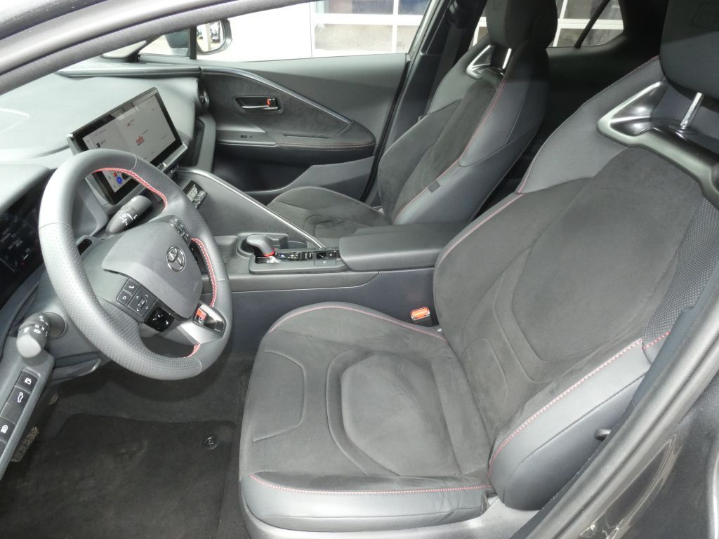 Toyota C-HR 2.0 AWD GR SPORT Pr.*AHK+LED+Navi+SHZ+PDC