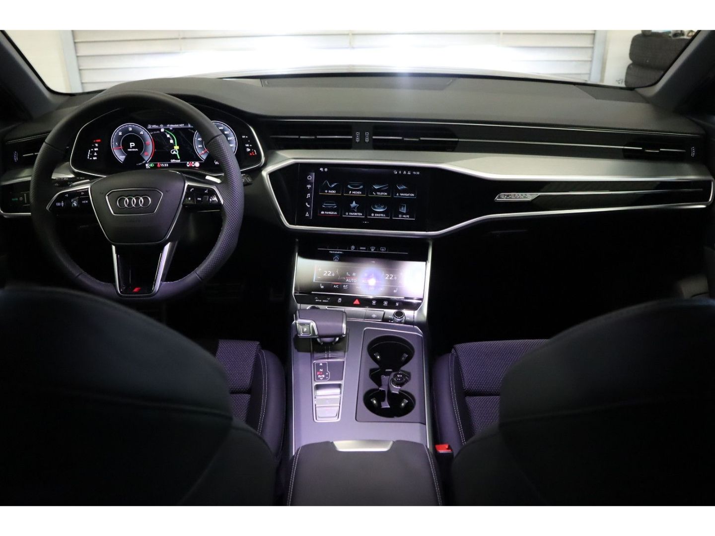 Audi A6 Avant 45 TDI quattro S line - Samsaru's Car Outlet