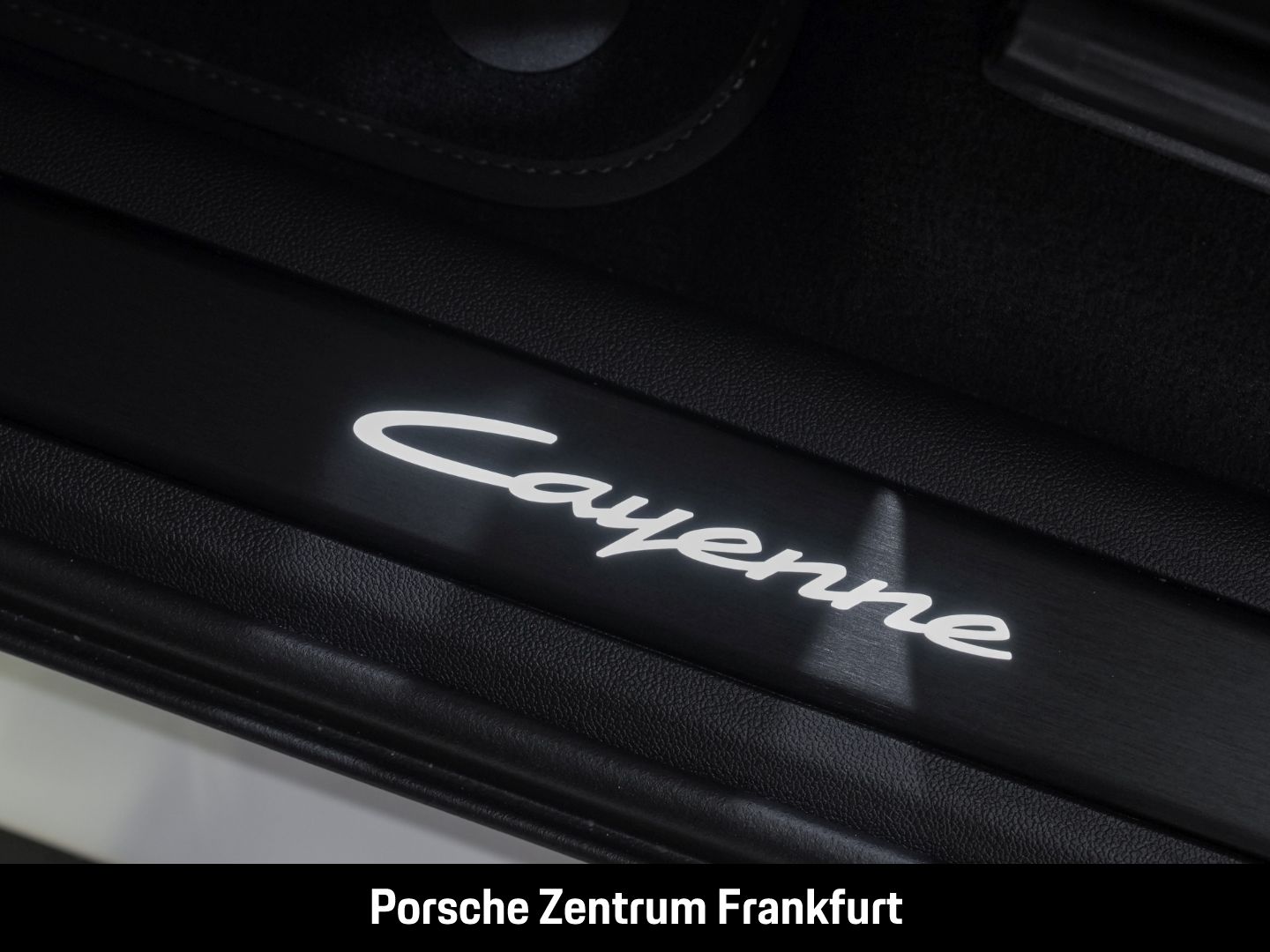 Porsche Cayenne E-Hybrid Black Edition HA-Lenkung BOSE