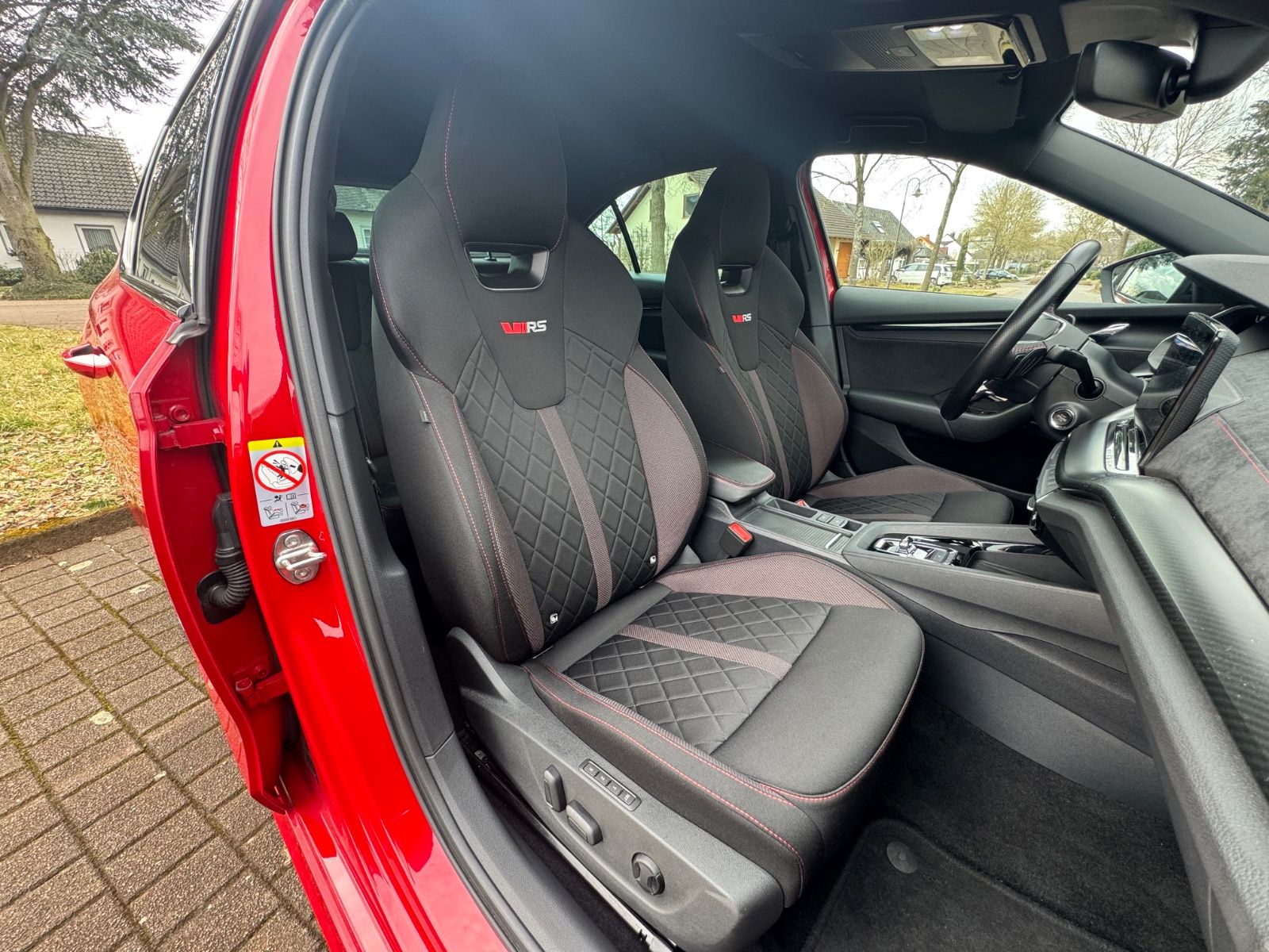 Skoda Octavia Lim. RS iV 1.4 eTSI - Samsaru's Car Outlet