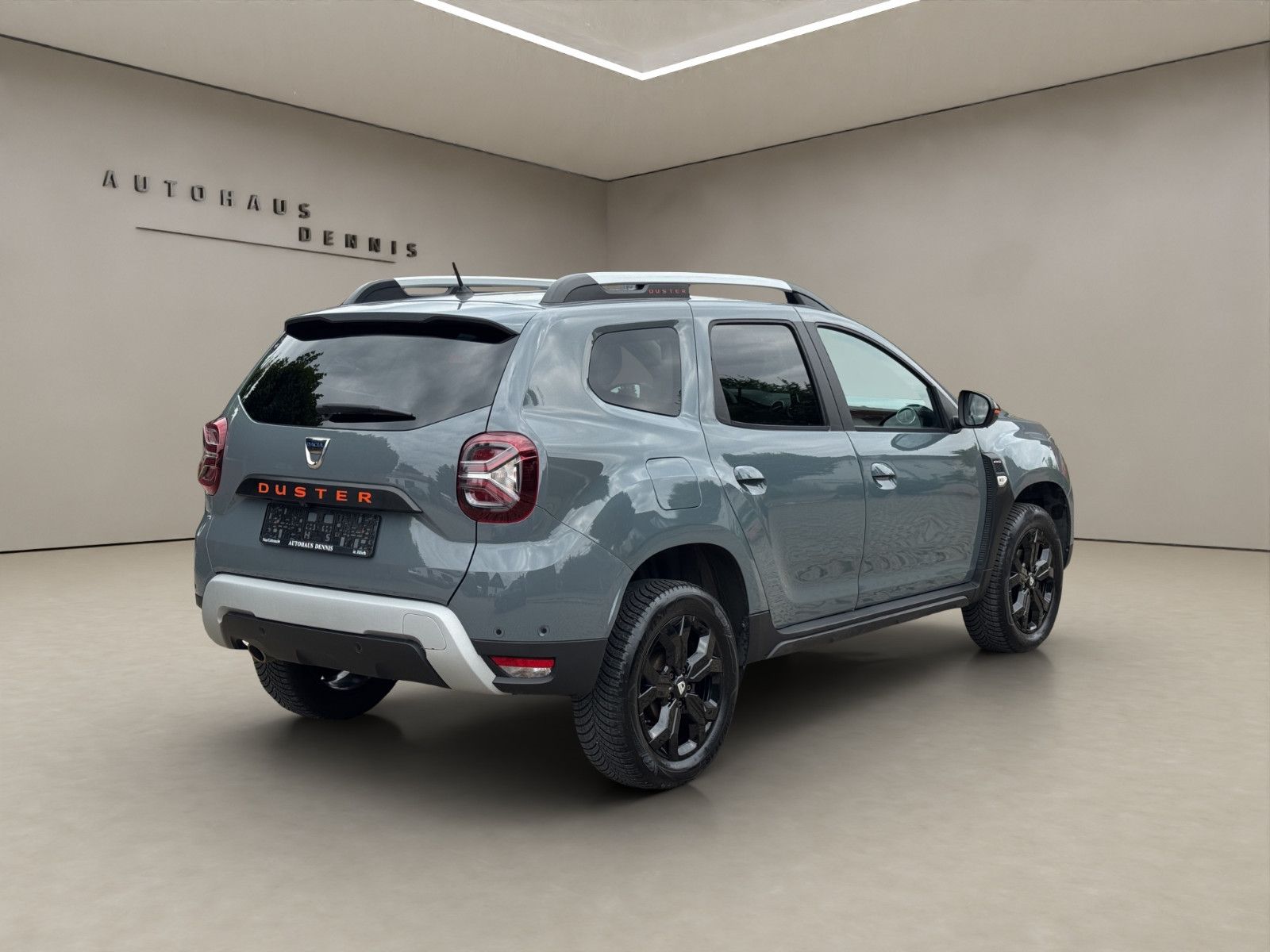 Dacia Duster 1.3 TCE Extreme 4WD - Samsaru's Car Outlet