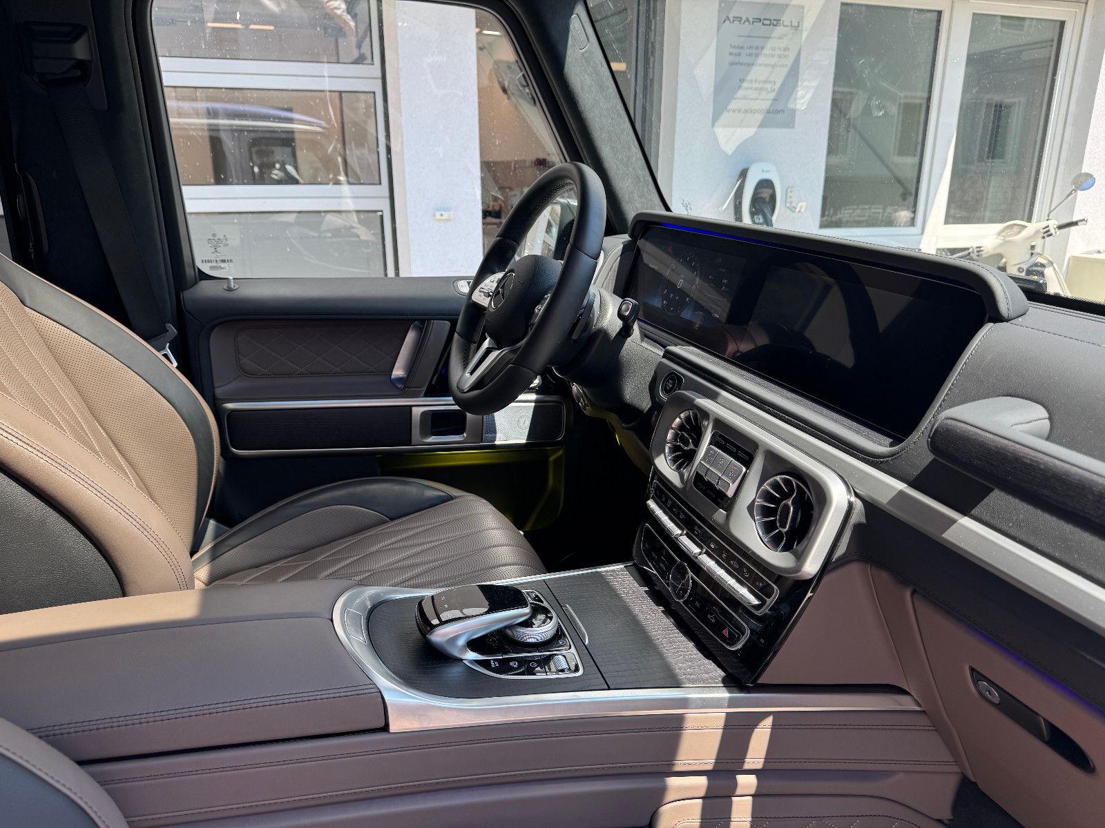 Mercedes-Benz G 500 AMG - Samsaru's Car Outlet