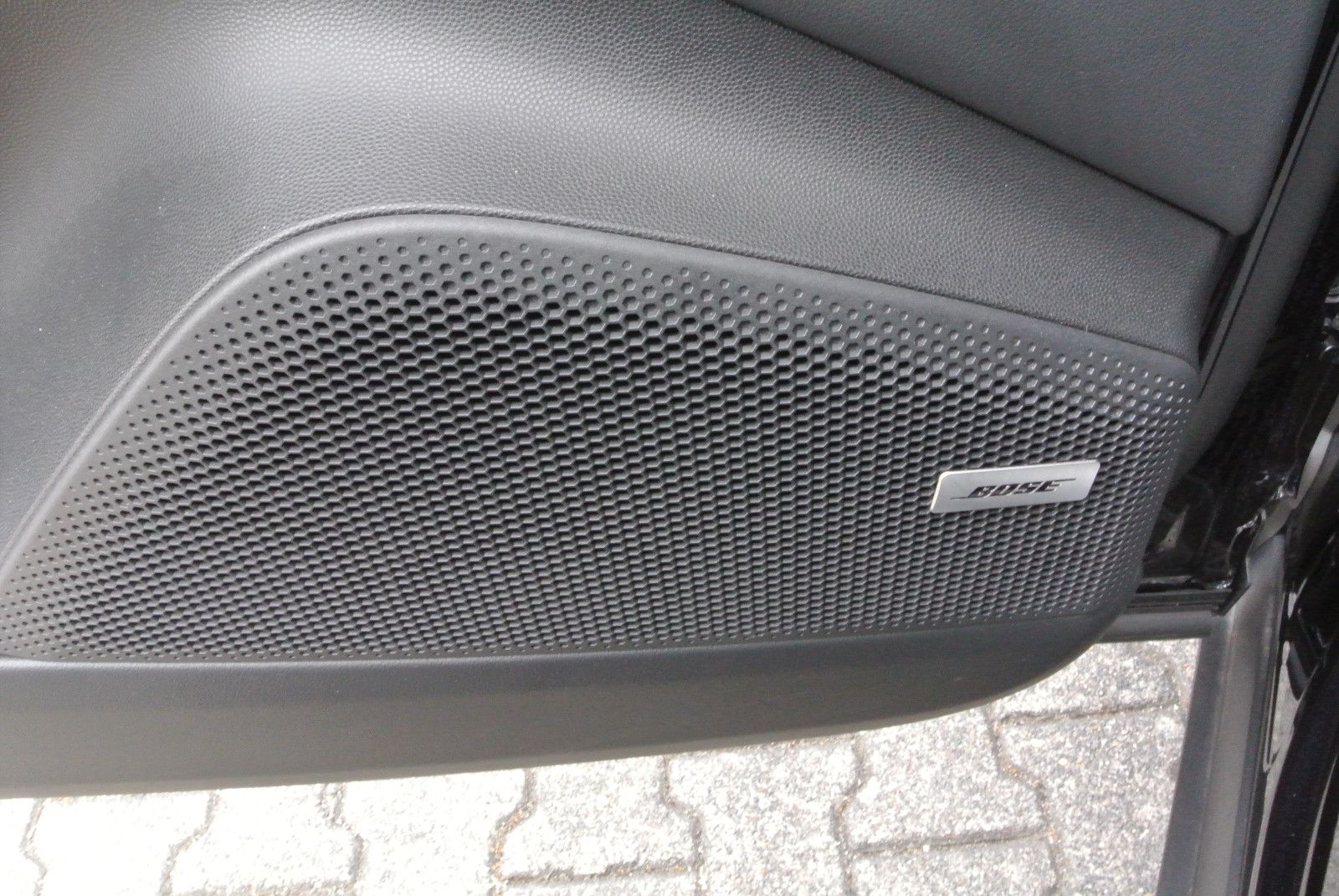 Porsche Macan Electric - Samsaru's Car Outlet
