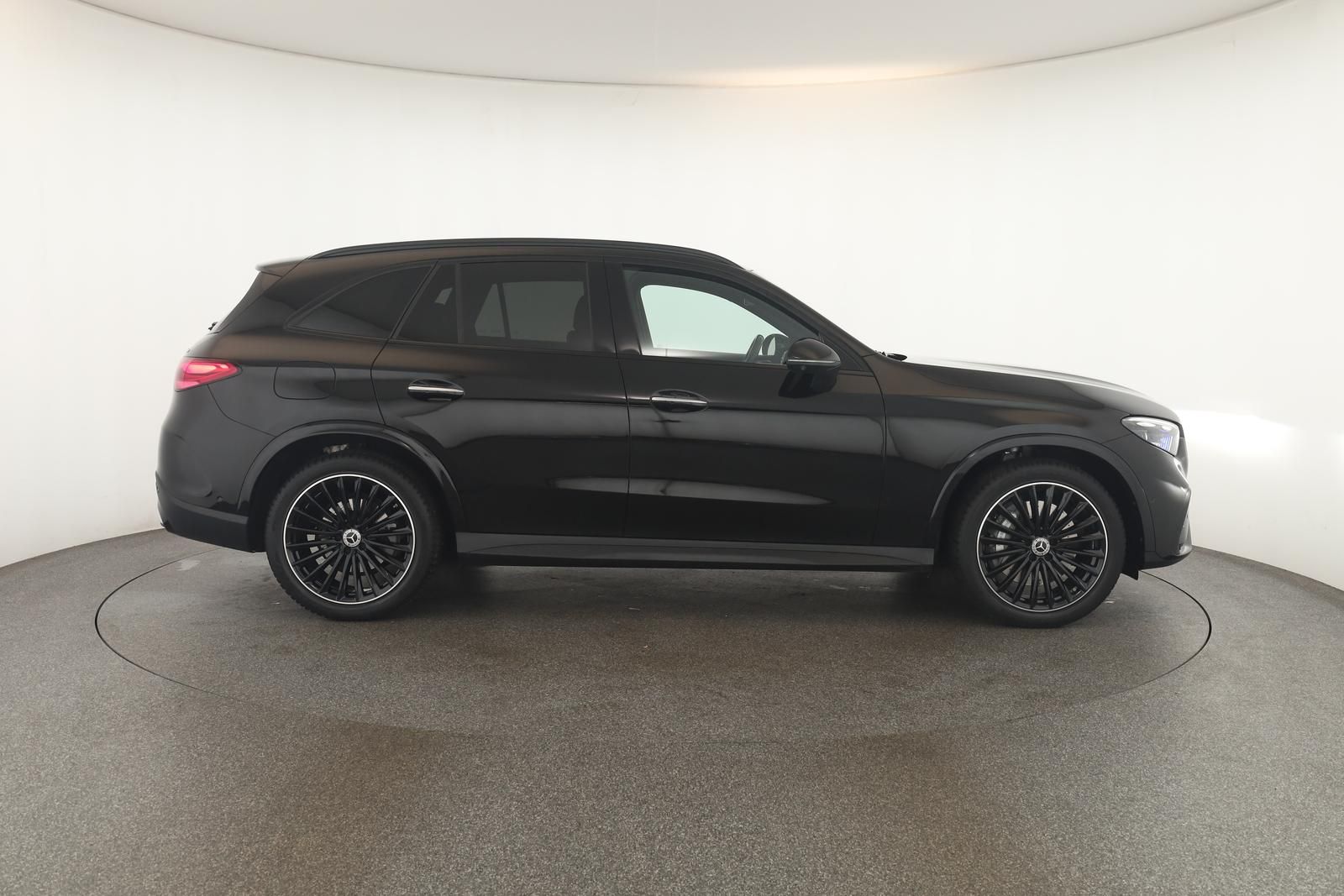 Mercedes-Benz GLC 300 d 4M AMG Advanced Night DIGITAL Pano AHK