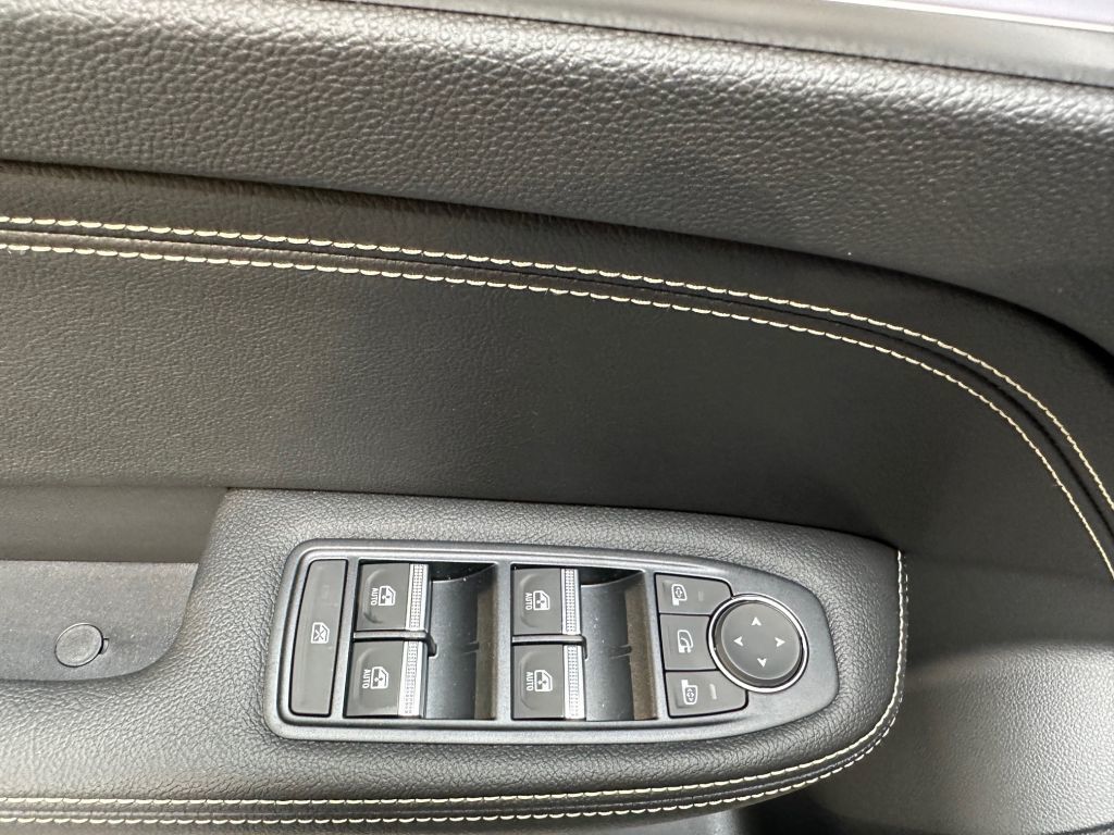 Renault Arkana TECHNO E-Tech Full Hybrid - Samsaru's Car Outlet