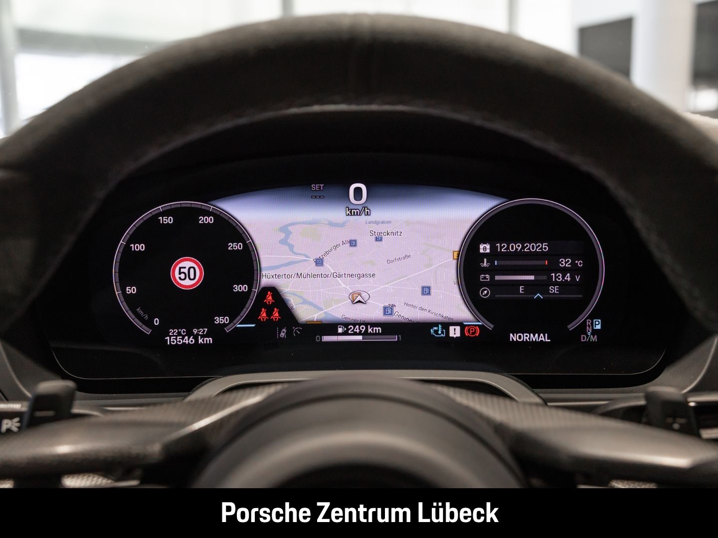 Porsche 992 911 Carrera 4 GTS BOSE Sportabgasanlage LED