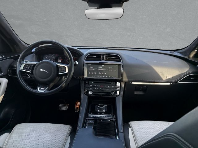 Jaguar F-Pace 20d R-Sport AWD BlackPack 20''LM Standhz