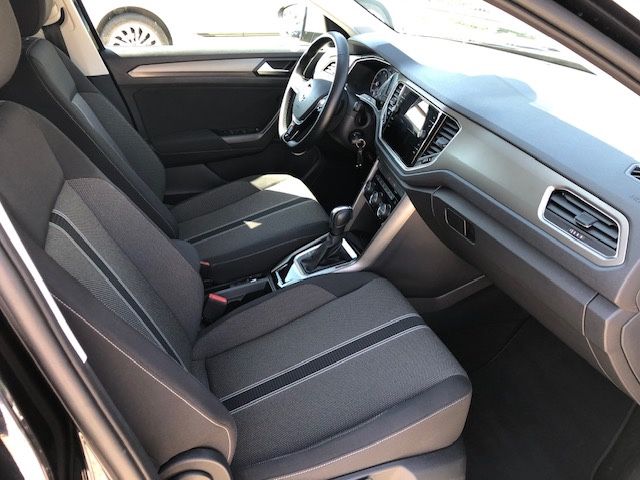 Volkswagen T-Roc Style - Samsaru's Car Outlet