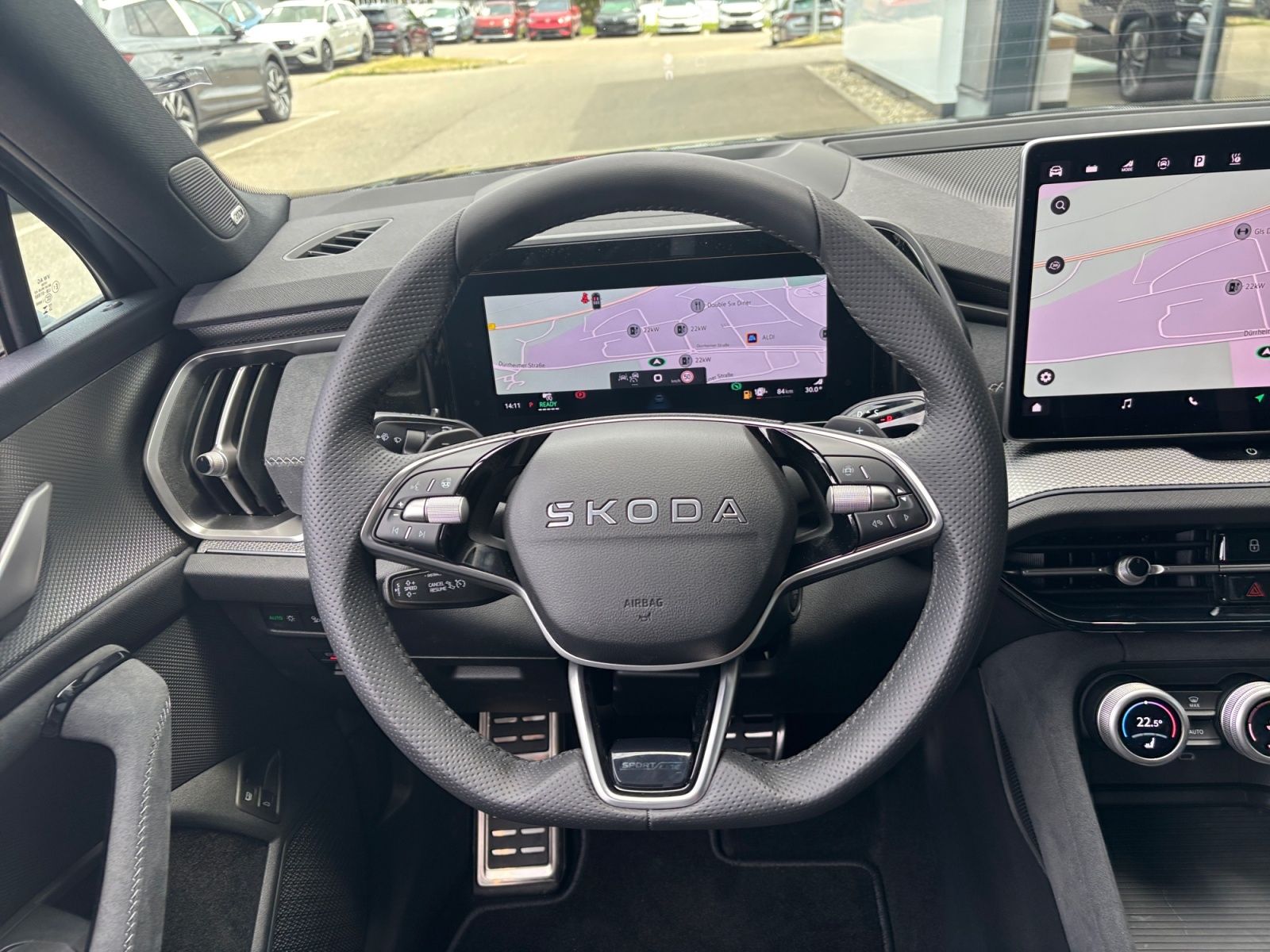 Skoda KODIAQ IV SPORTLINE 1,5TSI DSG NAVI LED AHK