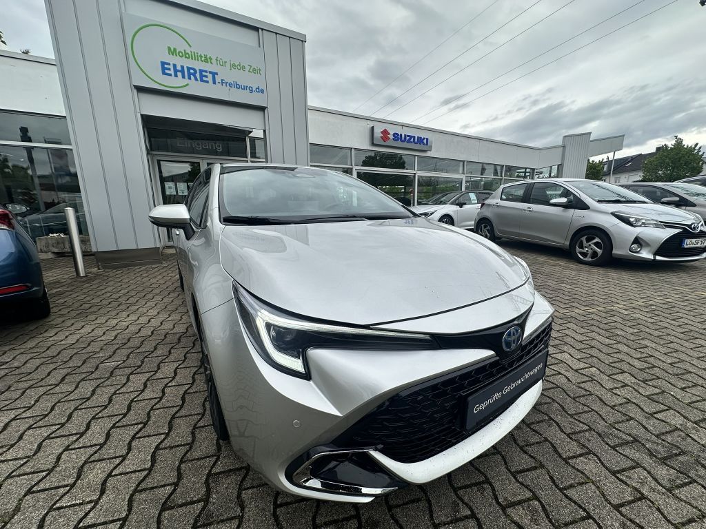 Toyota Corolla 1.8 Hybrid Team Deutschland