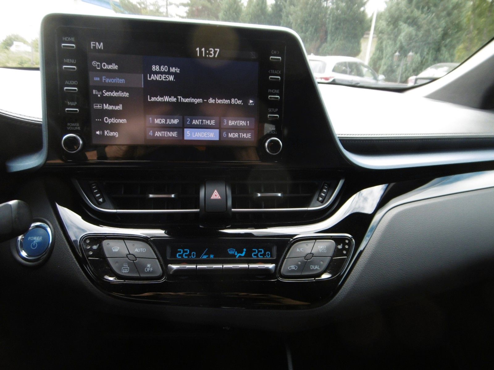 Toyota C-HR Hybrid Team D - Samsaru's Car Outlet