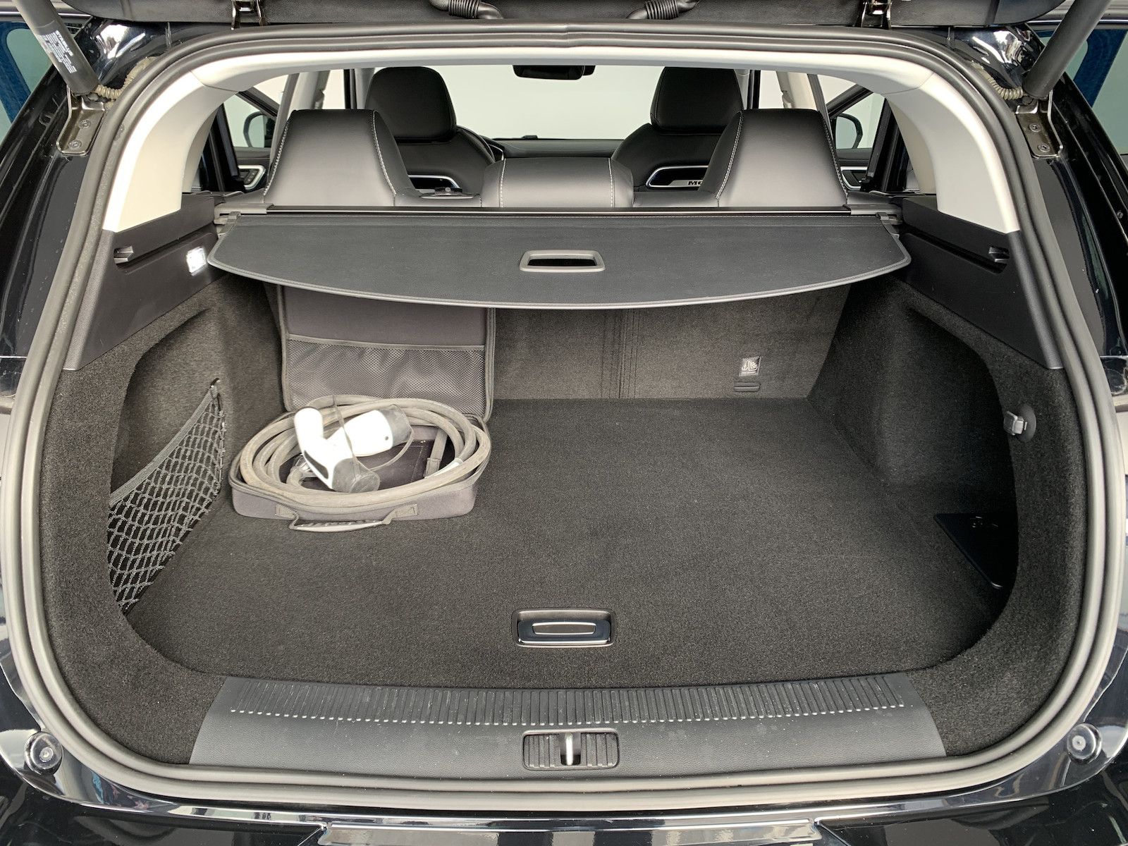 MG Marvel R Luxury 70kWh/Pano/Navi/SHZ/Garantie/Led
