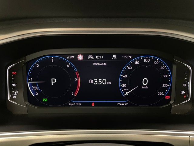 Volkswagen T-Roc 2.0 TDI Move - Samsaru's Car Outlet