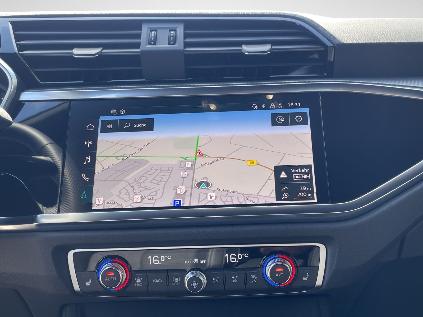 Audi Q3 45 TFSI quattro s tronic S line  AHK Navi LED