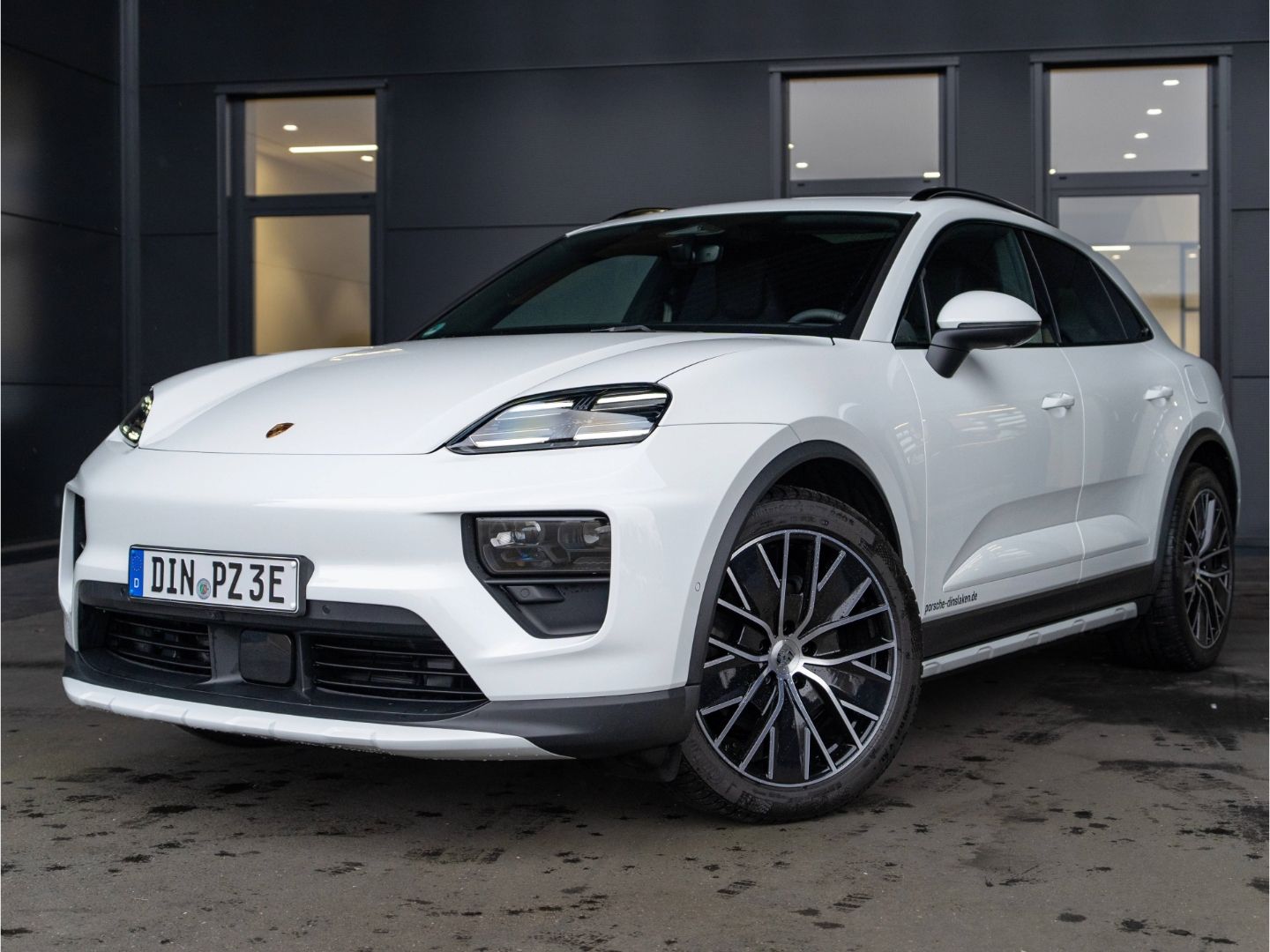 Porsche Macan 4 BOSE Matrix InnoDrive Chrono Surround Vi