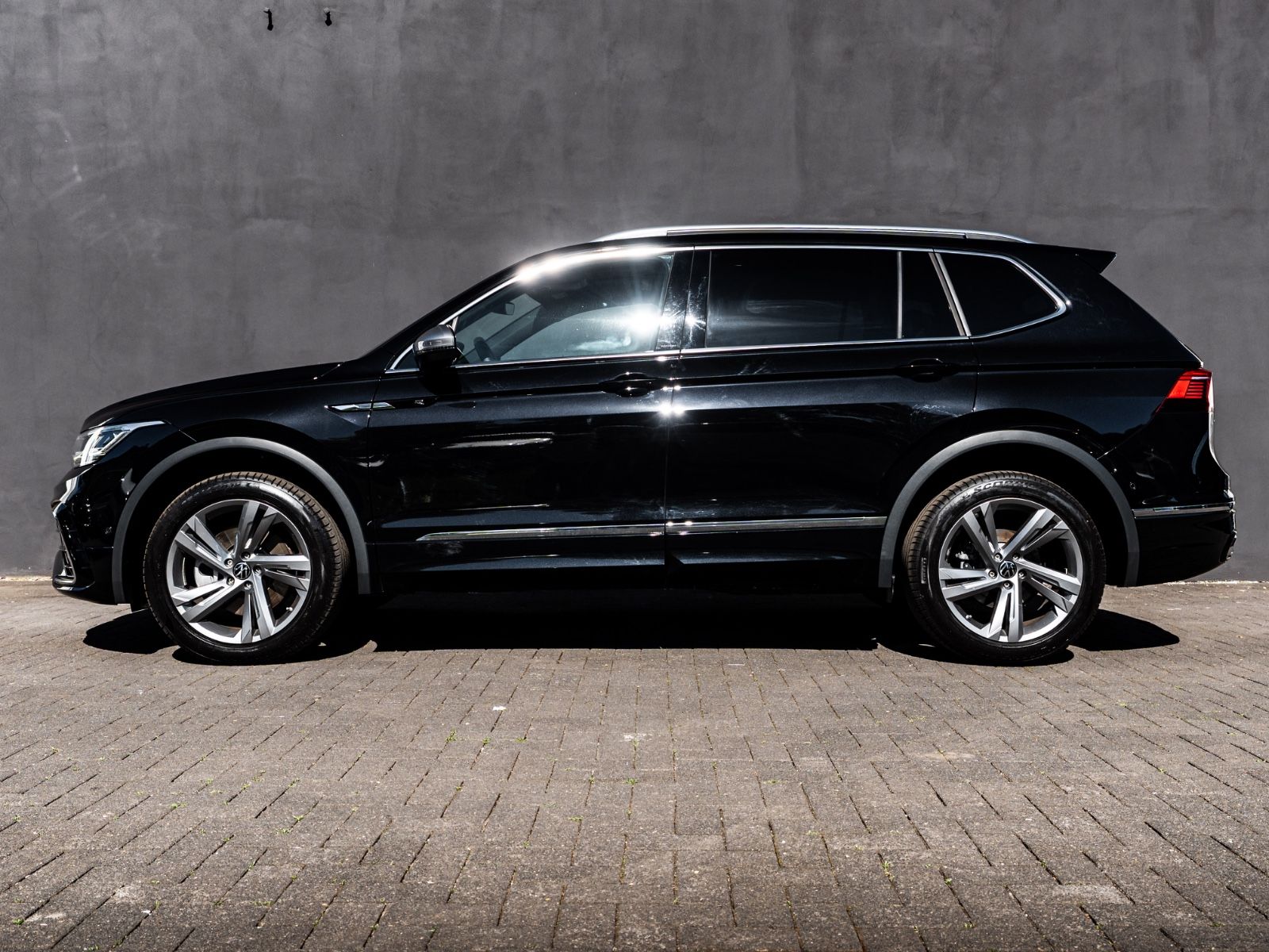 Volkswagen Tiguan Allspace R-Line 4M VOLLLL