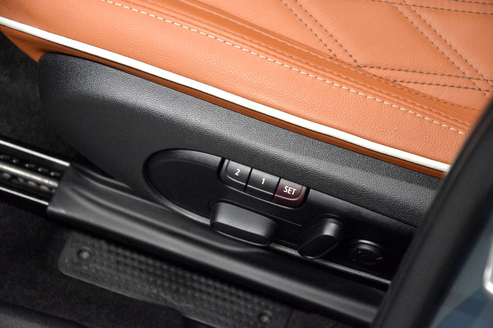 MINI Cooper Countryman Yours - Samsaru's Car Outlet