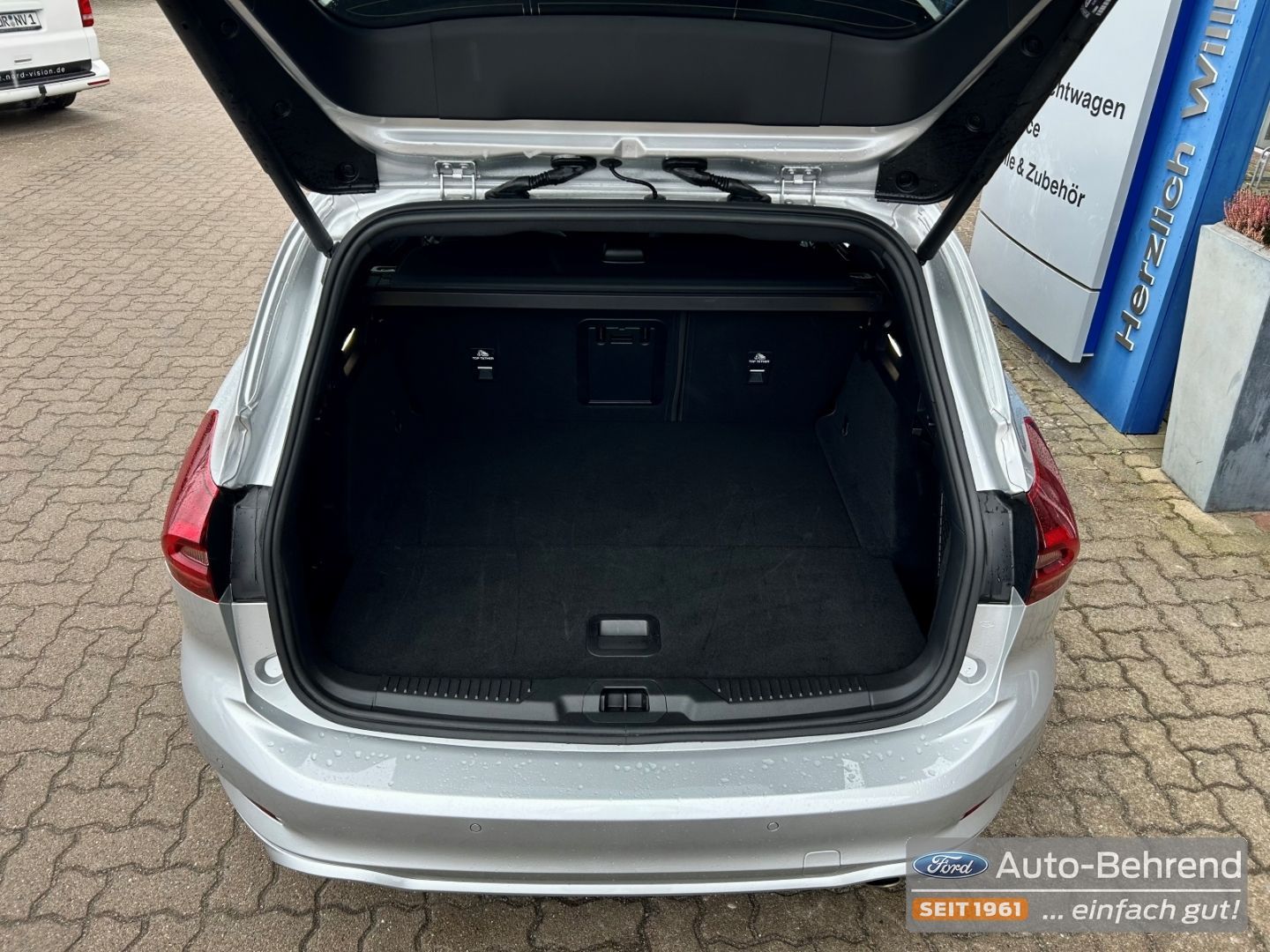 Ford Focus Turnier ST-Line X el.Heckklappen B&O