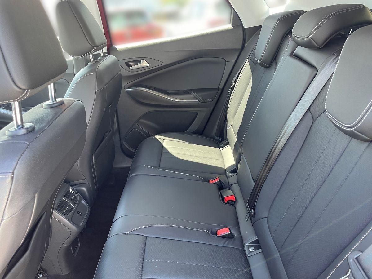 Opel Grandland X B-Elegance - Samsaru's Car Outlet